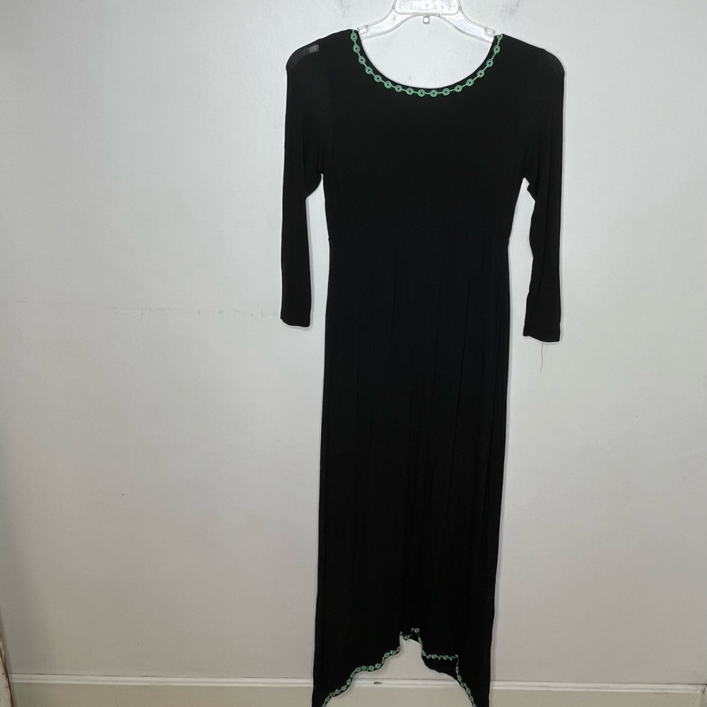UNCLE FRANK Embroidered Bohemian Maxi Dress - Picture 4 of 8